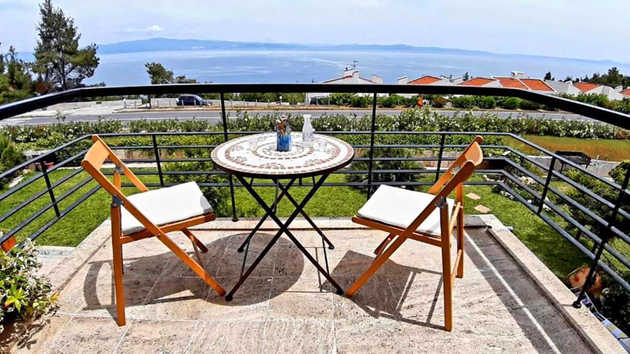 Olia Sea View Shared Pool Villa, Néa Fókaia エクステリア 写真
