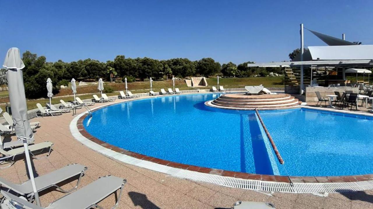 Olia Sea View Shared Pool Villa, Néa Fókaia エクステリア 写真