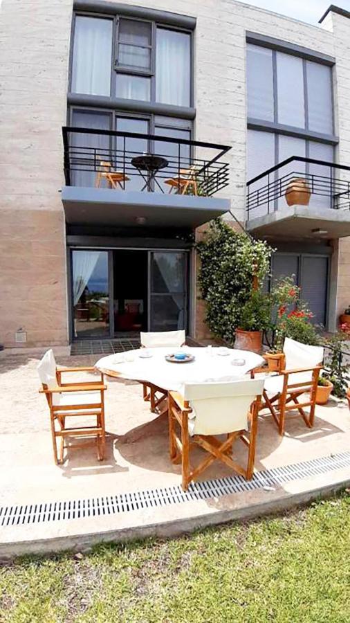 Olia Sea View Shared Pool Villa, Néa Fókaia エクステリア 写真