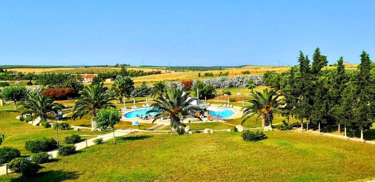 Olia Sea View Shared Pool Villa, Néa Fókaia エクステリア 写真