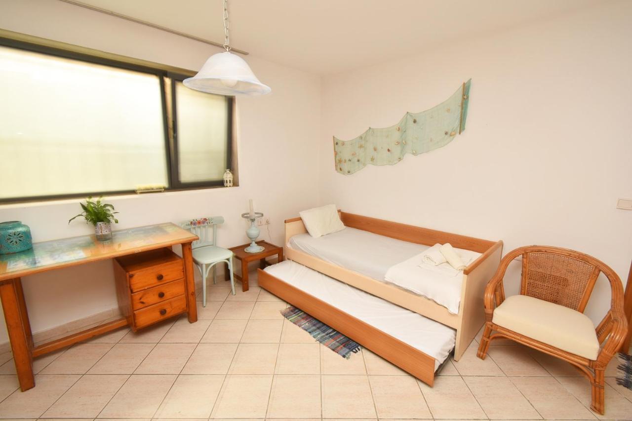 Olia Sea View Shared Pool Villa, Néa Fókaia エクステリア 写真