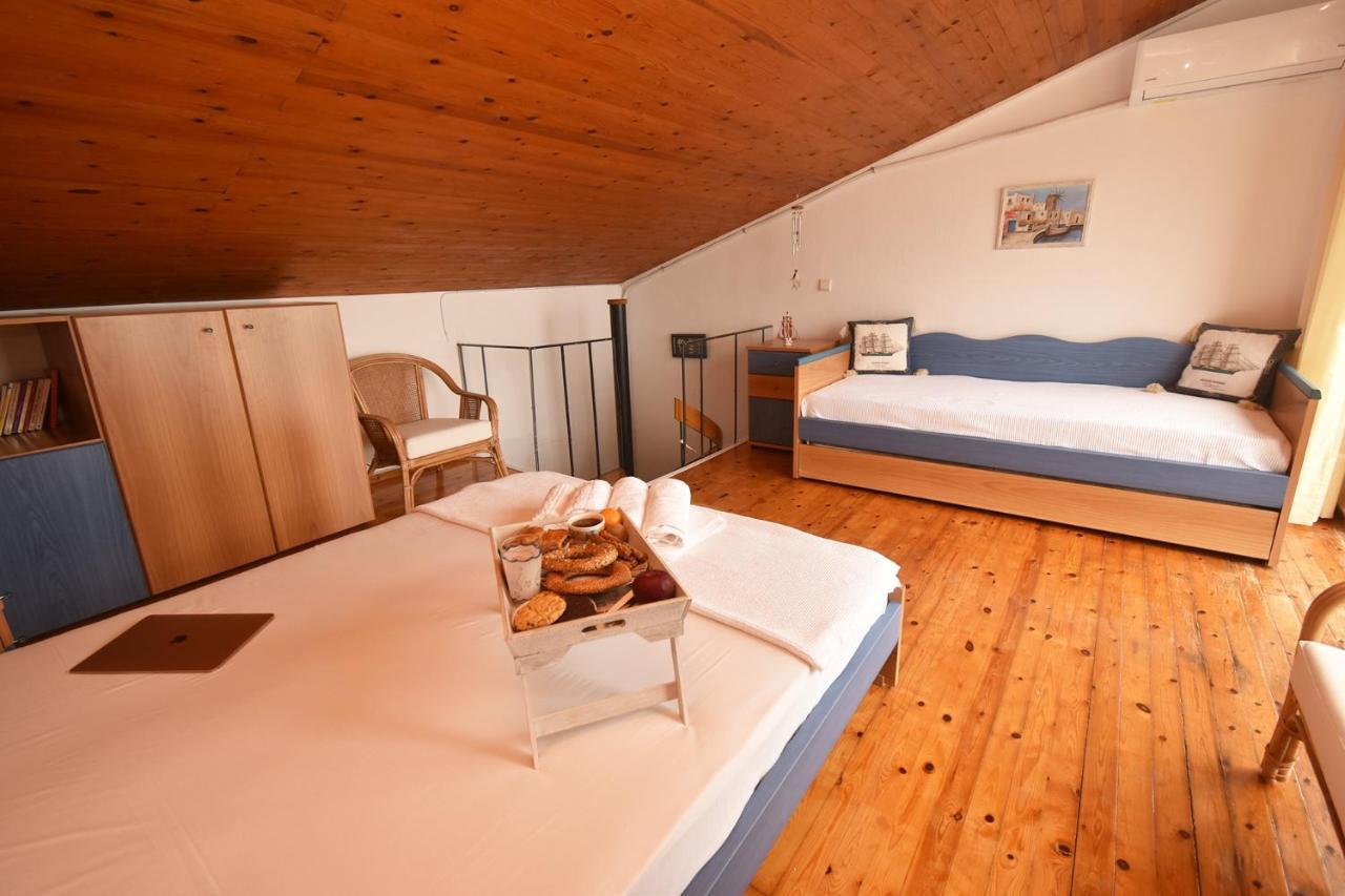 Olia Sea View Shared Pool Villa, Néa Fókaia エクステリア 写真